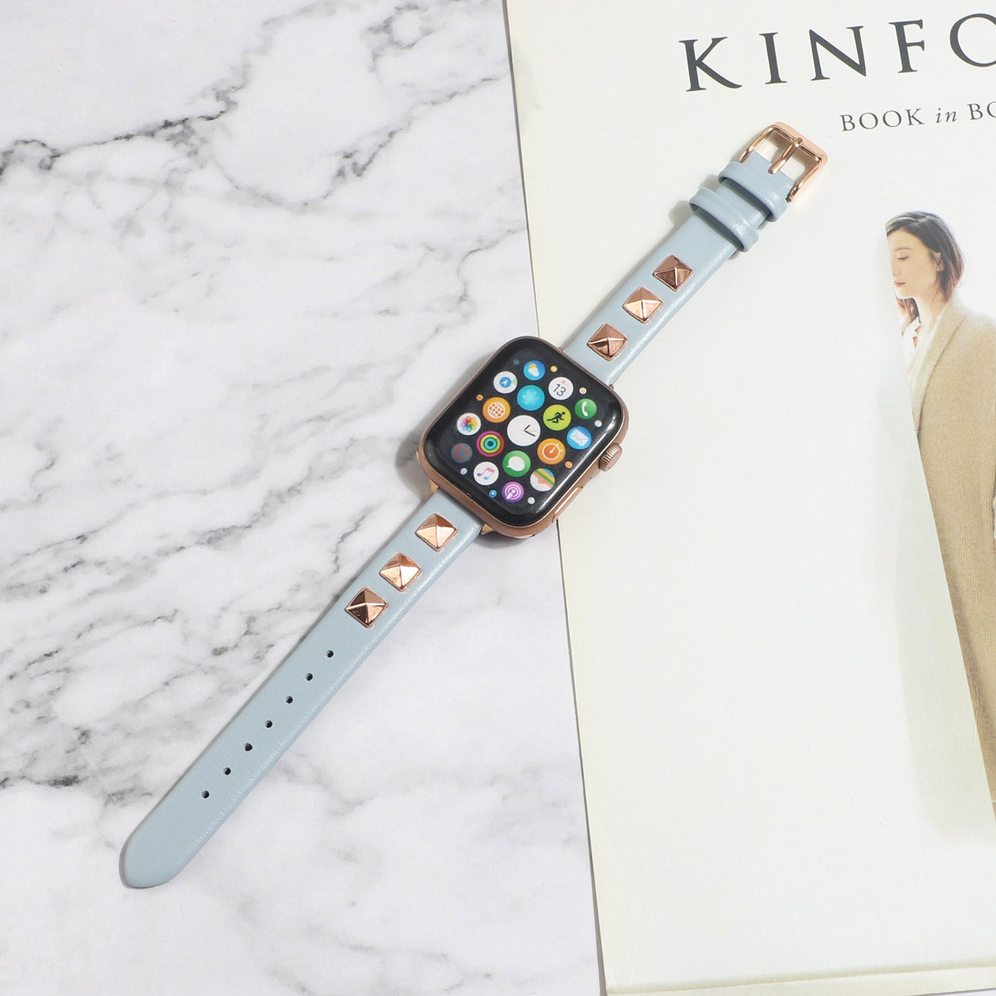 【スタッズが輝く】モードレザーアップルウォッチバンド【Apple Watch】