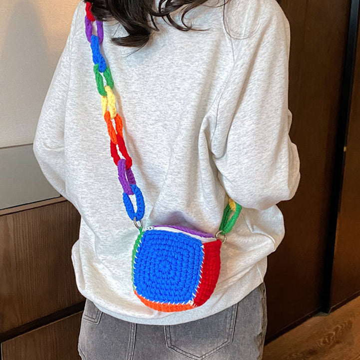 カラフルニットチェーンニットモンスタースマホサコッシュ【その他のタイプ】