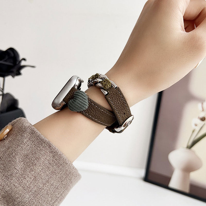 【秋冬デザイン】もこもこハートダブルループアップルウォッチバンド【Apple Watch】