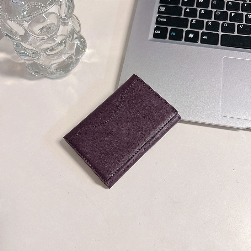 【上品シンプルな全7色】三つ折りレザーMagSafeカードケース【スマホカードケース】