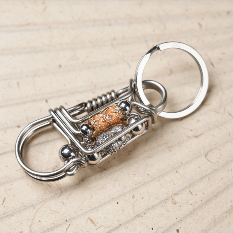 ステンレススチームパンクデザインカラビナ【キーホルダー