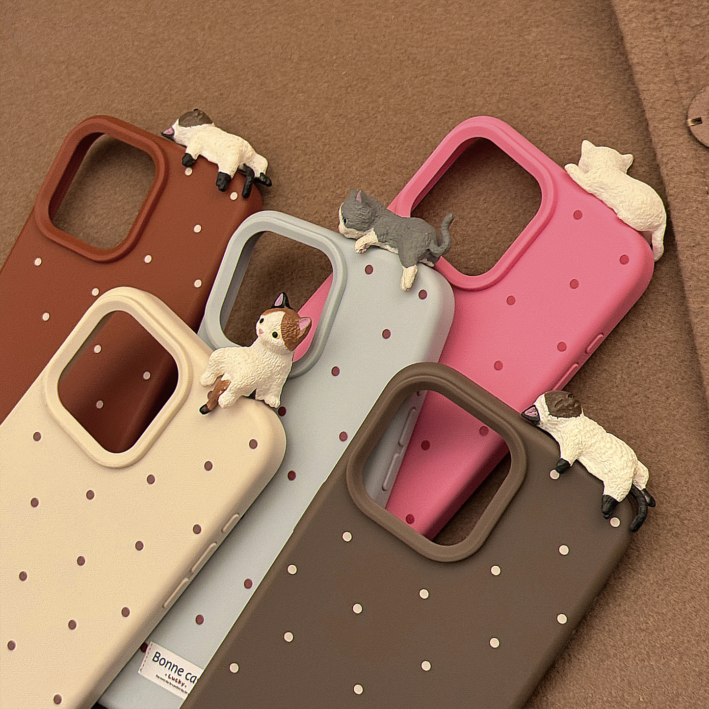 ねこモチーフスマホケース【iPhone】