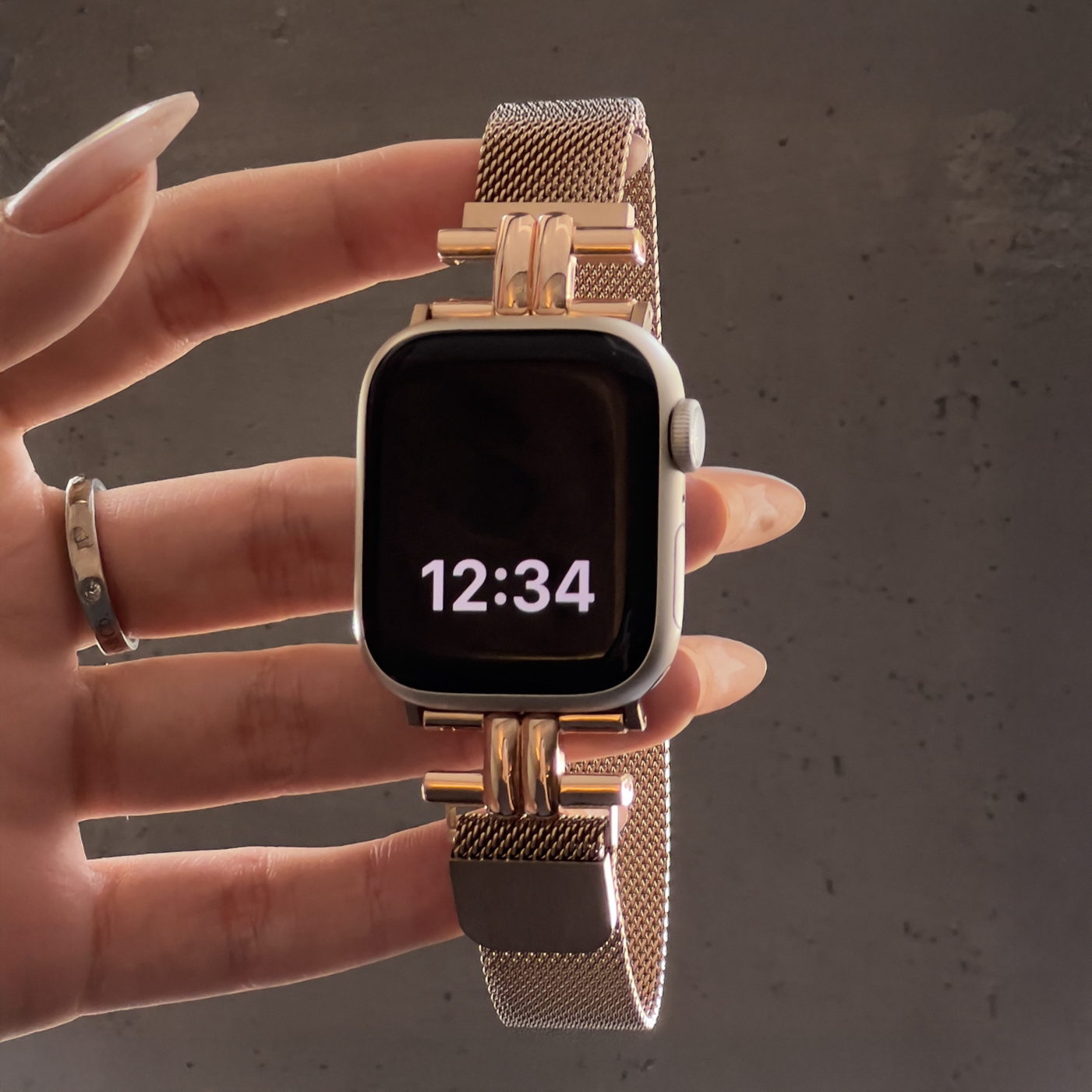【シンプル上品】マグネットメッシュバンド【Apple Watch】