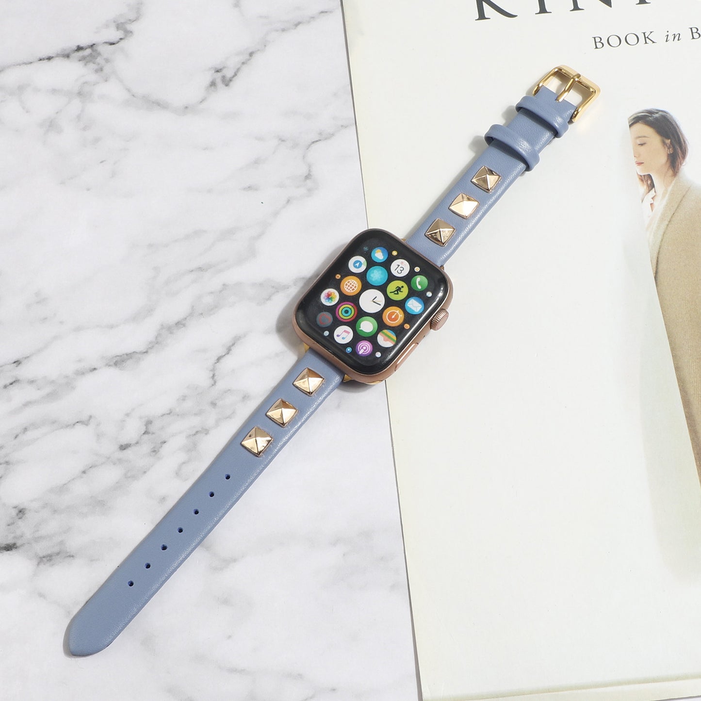 【スタッズが輝く】モードレザーアップルウォッチバンド【Apple Watch】