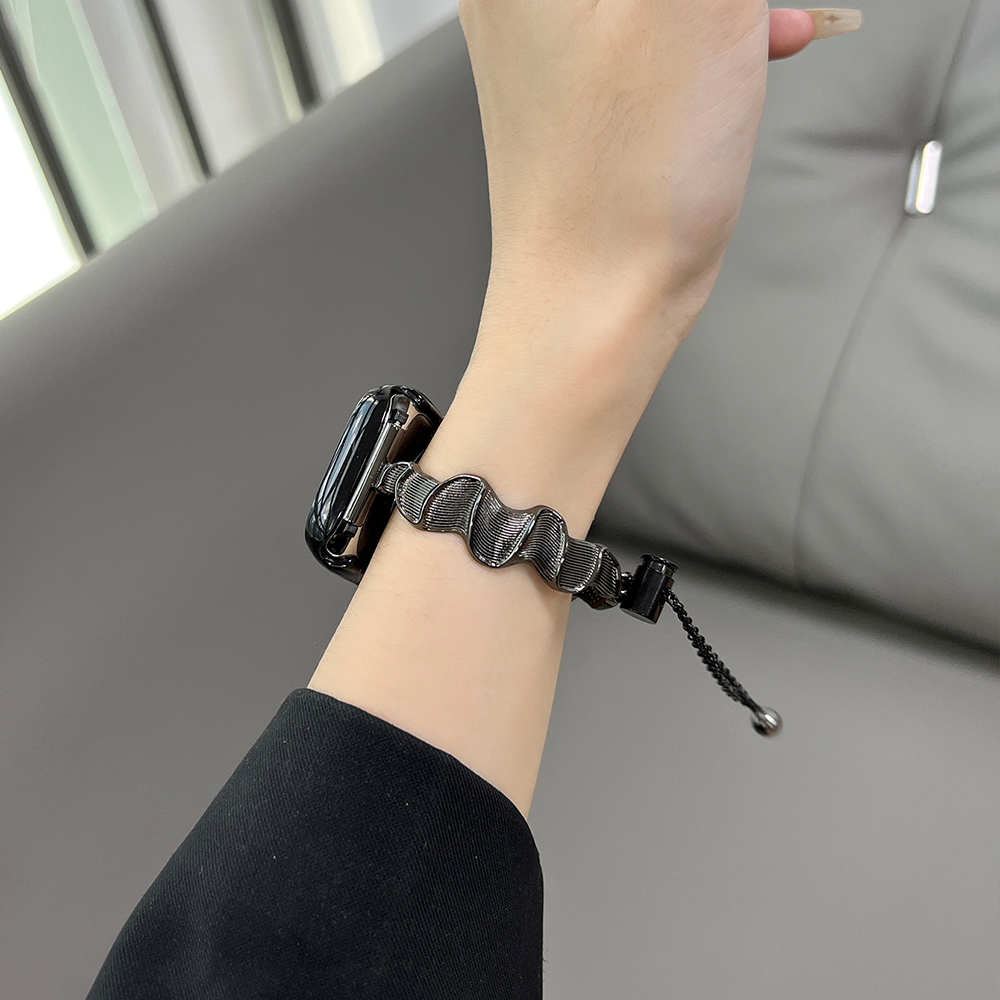 【スタイリッシュに魅せる】ウェーブメタルアップルウォッチバンド【Apple Watch】