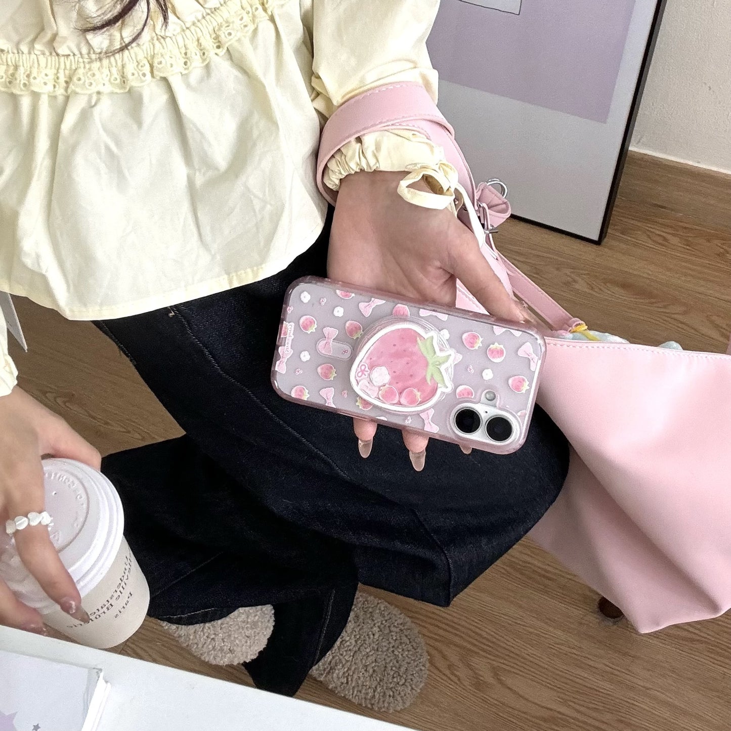 ストロベリーMagSafeスマホケース【iPhone】