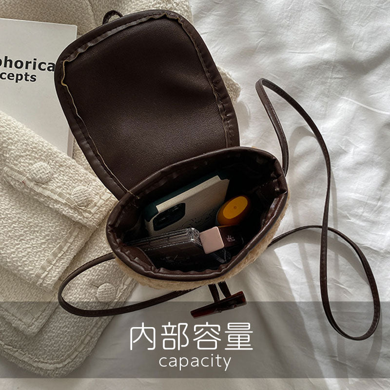 【ふわもこ素材】ボアトグルスマホショルダーバッグ【その他のタイプ】