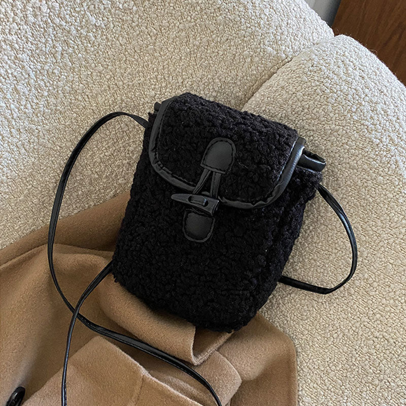 【ふわもこ素材】ボアトグルスマホショルダーバッグ【その他のタイプ】