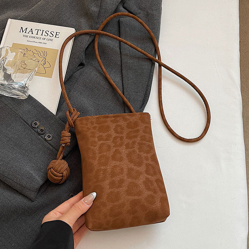 【大人の余裕】くすみレオパードスマホショルダーバッグ【その他のタイプ】