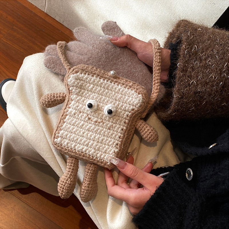 【ほっこりかわいい】トーストモンスター編み込みニットスマホサコッシュ【その他のタイプ】